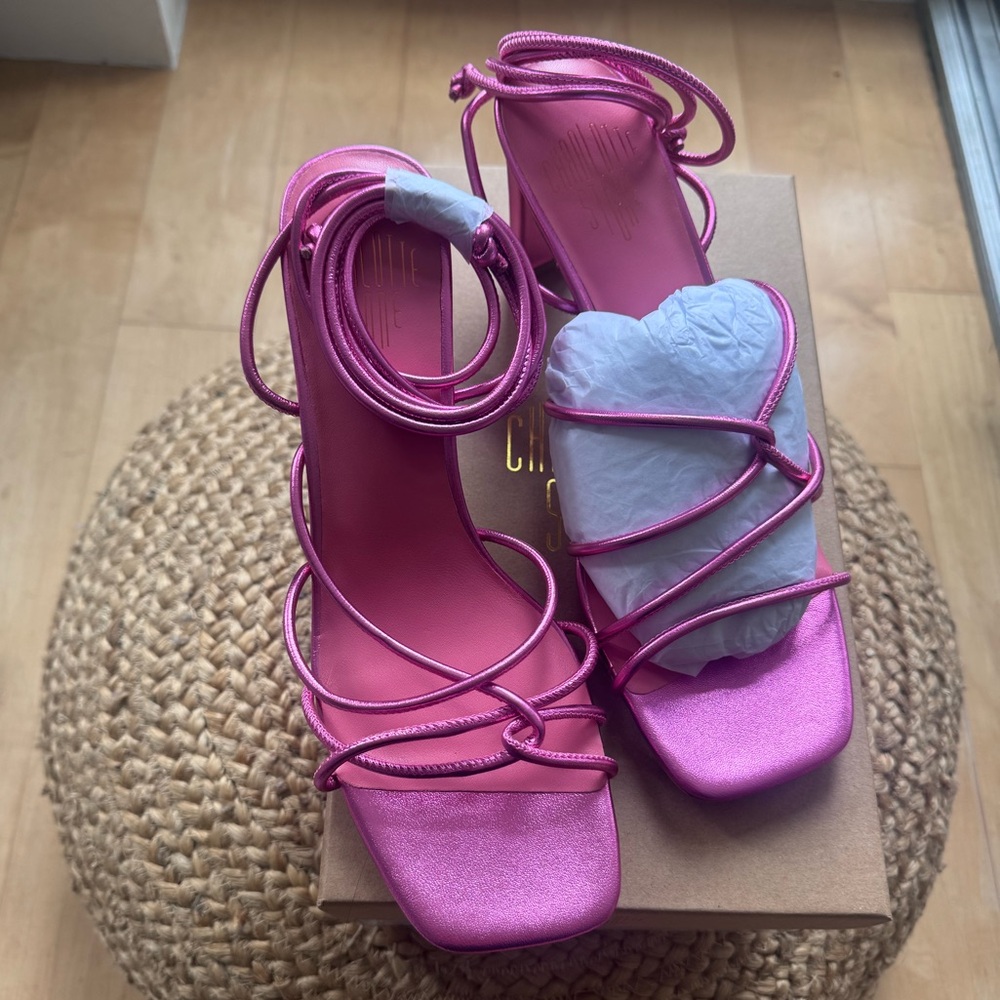 NIB Charlotte Stone Aurora Tie Sandals, 11